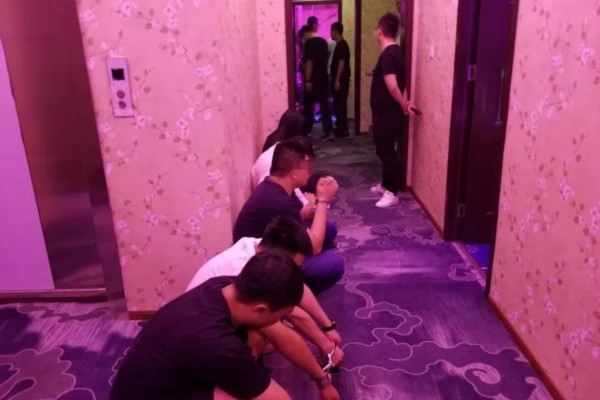 成都世纪城茶馆，休闲养生两不误(成都世纪城茶楼)